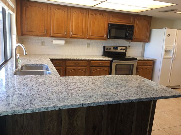 New Granite countertops