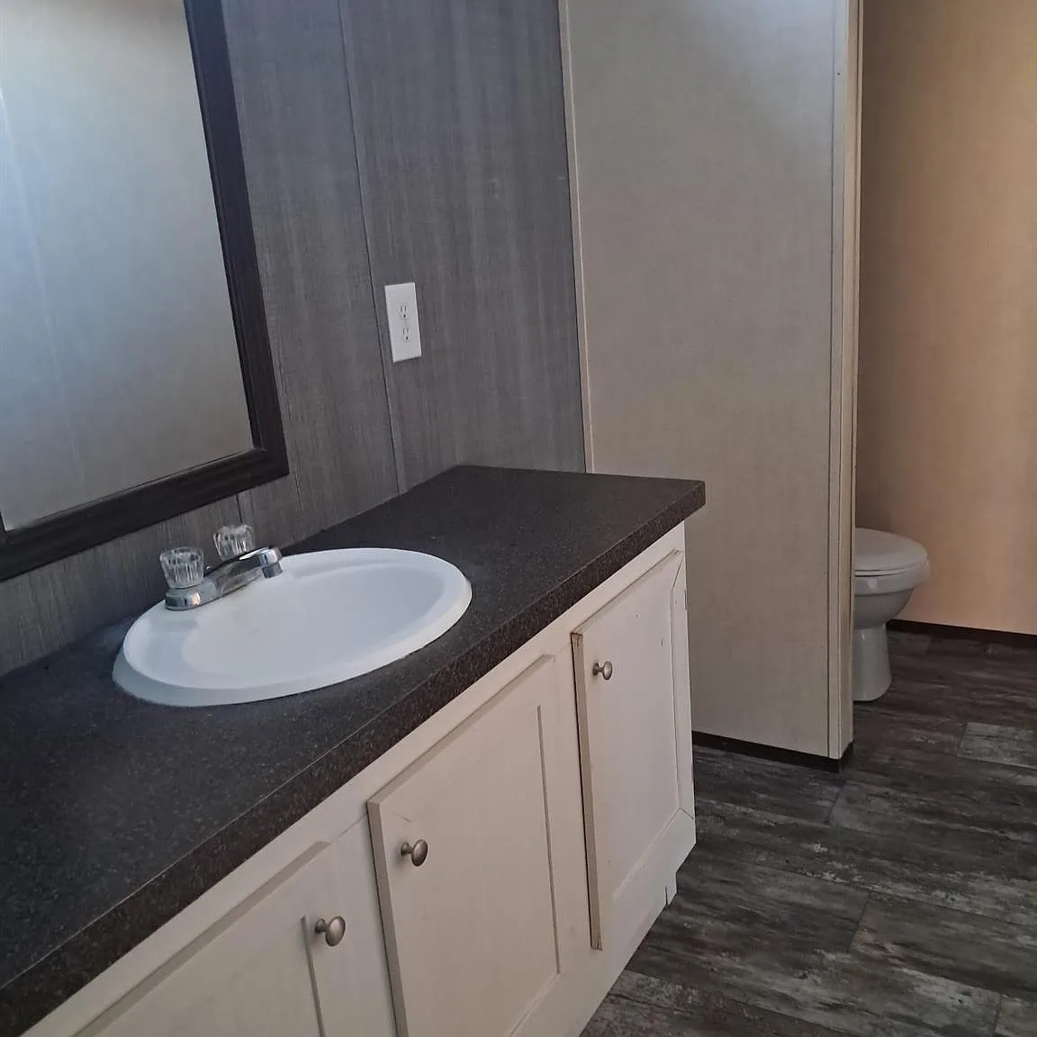 3 bed, 2.0 bath, $1,375 — Photo 4