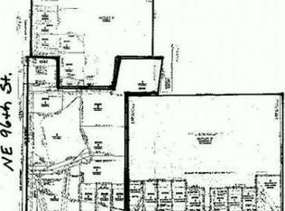 2447 NE 96th St, Altoona, IA 50009