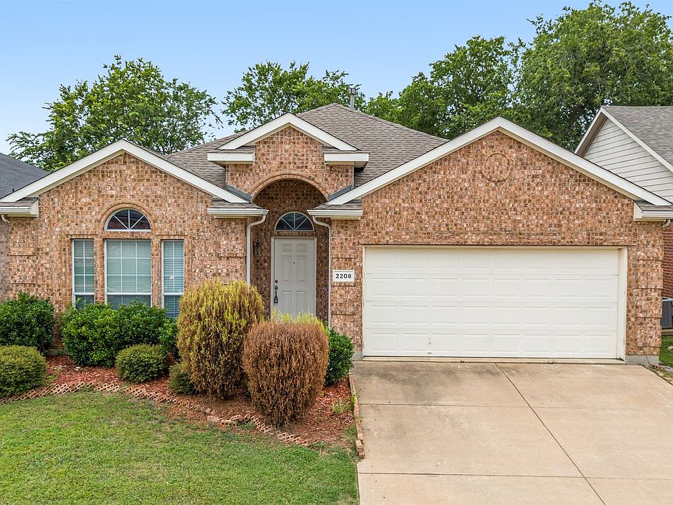 1st image of 2208 Priscella Dr
