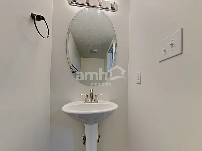 6030 Copeland Mills Dr — Photo 9