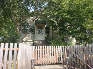 512 N 82nd St, Seattle, WA 98103