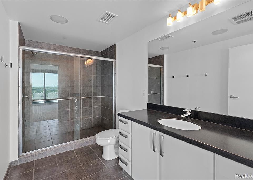 432 S Washington Ave Unit 1207, photo 19