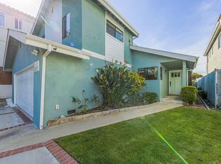 689 19th St, Manhattan Beach, CA 90266