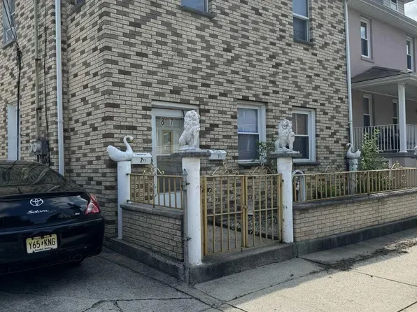 87 Troast St, Hackensack, NJ 07601