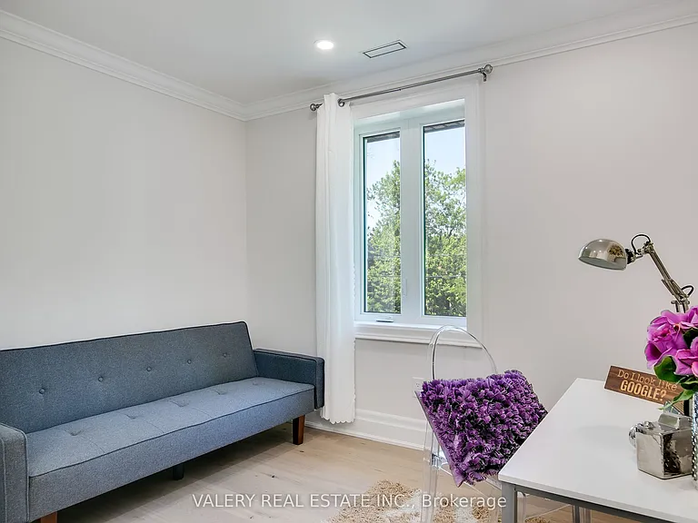 30 Morgan Ave #1 — Photo 8