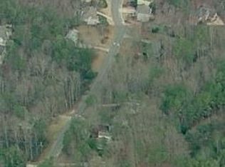 129 Eagle Glen Dr, Woodstock, GA 30189