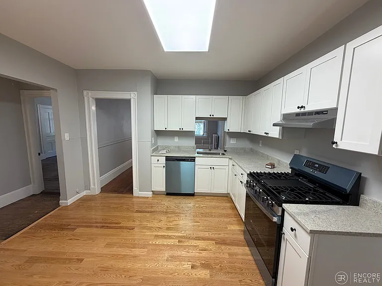11 Park St #3 — Photo 11