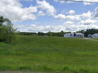 Mount Vernon Rd, Augusta, ME 04330