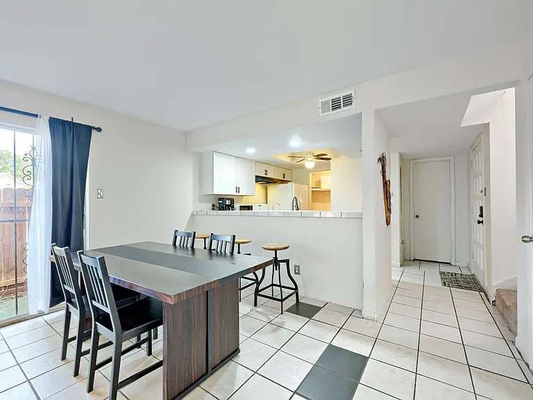 4814 Misty Slope Ln — Photo 14
