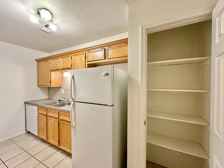 1308 Quail Cir — Photo 9