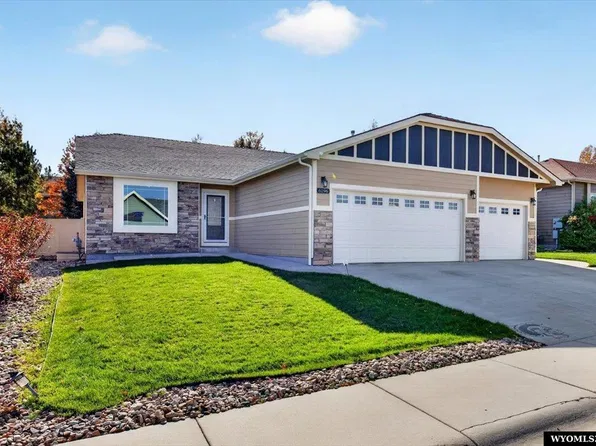 6196 Coronado Dr, Casper, WY 82609