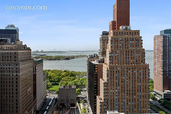 Rented by Corcoran | media 6