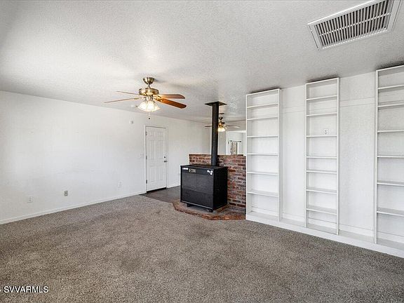4th image of 780 S Louise Lane