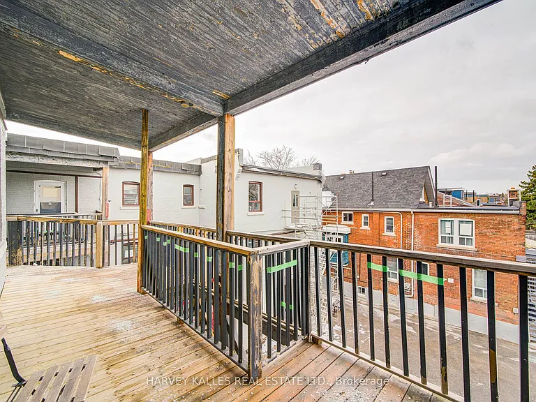 1074 Saint Clair Ave W #4 — Photo 30