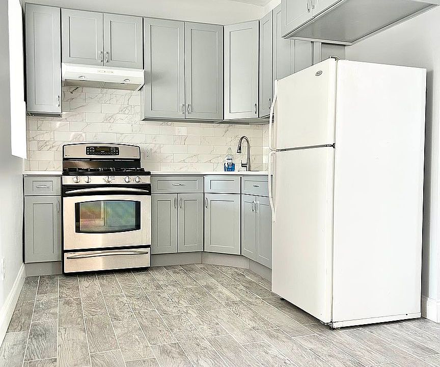 1st image of 2507 Astoria Blvd APT 2