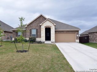 646 Ridgeglen Dr, New Braunfels, TX 78130