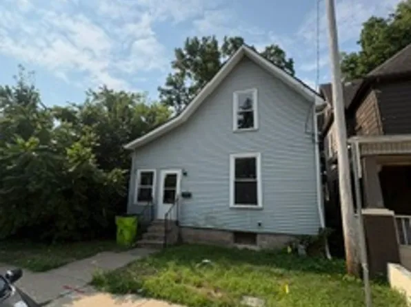 510 W Columbia Ter, Peoria, IL 61606