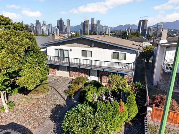 5275 Schou St, Burnaby, BC V5G 1M5