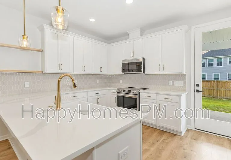 8826 Credence Dr — Photo 5