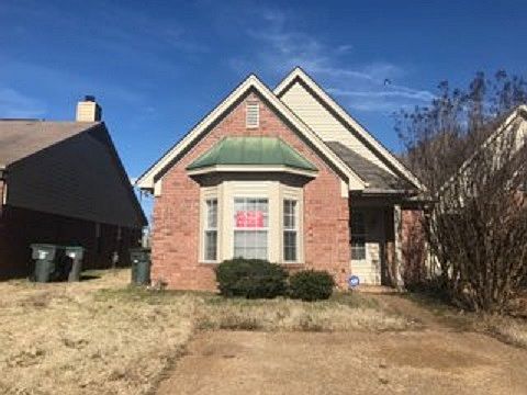 1st image of 6872 Meadows End Ln