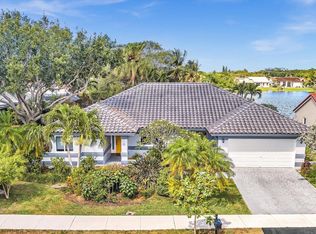 3478 Southwood Ct, Davie, FL 33328