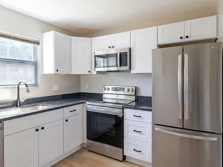 1345 N Olney St — Photo 15