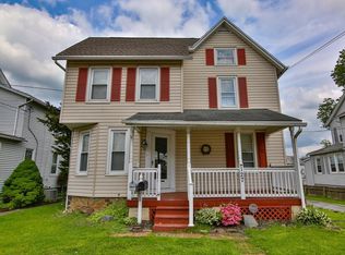 127 S 2nd St, Quakertown, PA 18951