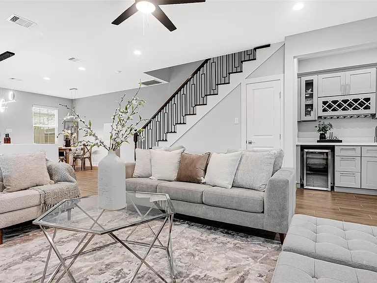 10021 Alfred Ln #A — Photo 9