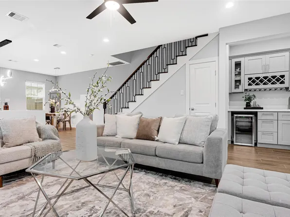 10021 Alfred Ln #A, Houston, TX 77041