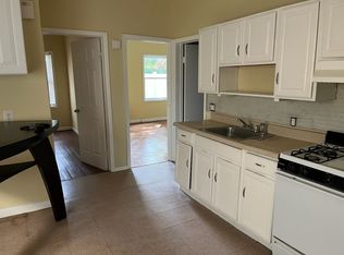 318 Danforth Ave APT 1F, Jersey City, NJ 07305