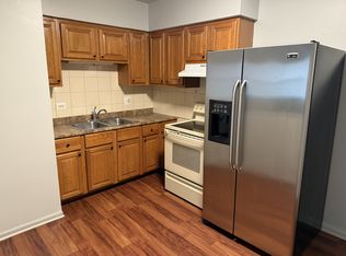 2012 N 17th Ave APT 10, Melrose Park, IL 60160