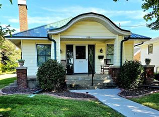 2224 Sunnyside Ave, Burlington, IA 52601