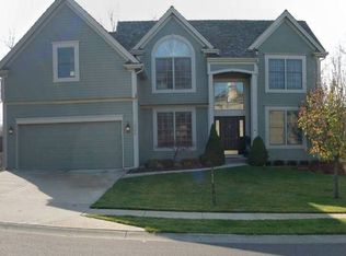 1505 NE 94th St, Kansas City, MO 64155