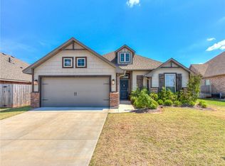 6200 Oxnard St, Edmond, OK 73034