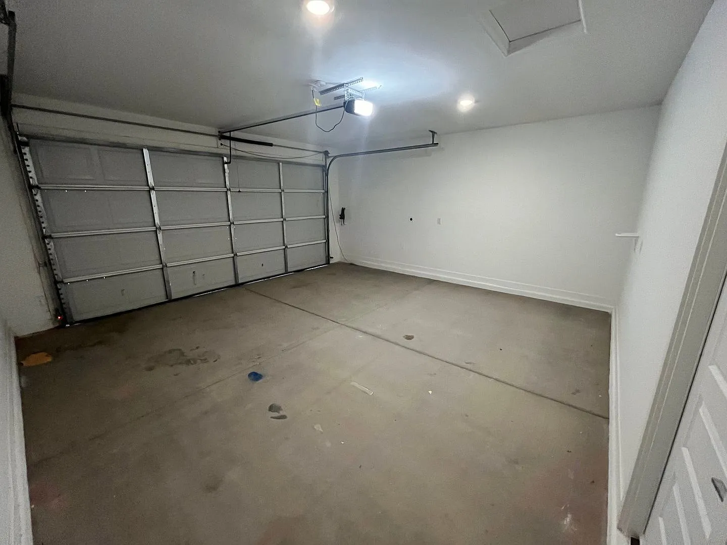 3442 E Dakota Dr, San Tan Valley, AZ 85143 $1,795/month with October FREE! — Photo 2