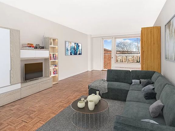3rd image of 2575 Palisade Ave APT 1H