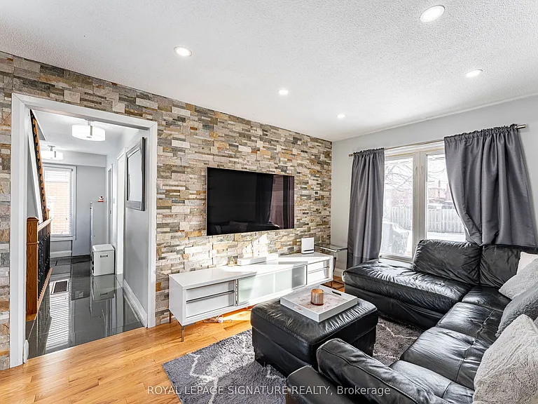 25 Hun Cres — Photo 19