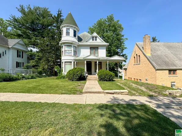 315 2nd Ave SE, Le Mars, IA 51031