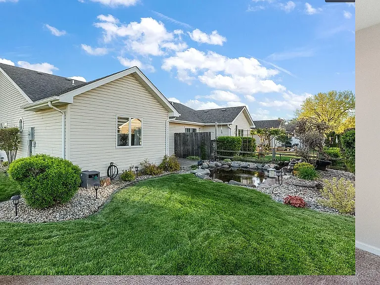 1109 Cambridge Ln — Photo 23