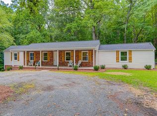 3790 New Walkertown Rd, Winston Salem, NC 27105