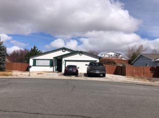 6245 W Choctaw Ct, Sun Valley, NV