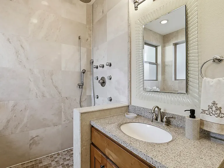 1352 S Stelling Rd — Photo 31