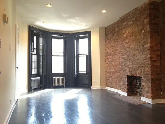 Rented by RS Bracha | media 36