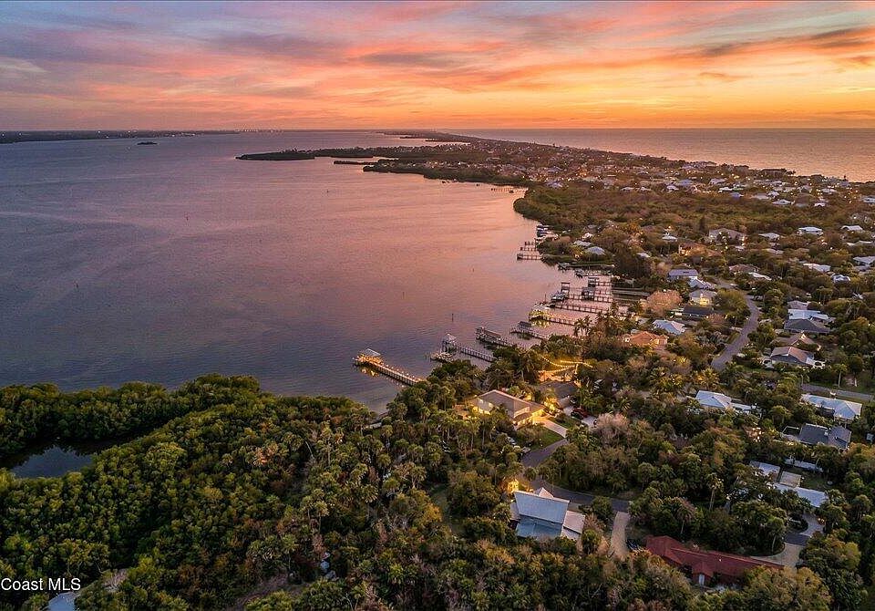 1st image of 6045 Riverside Dr