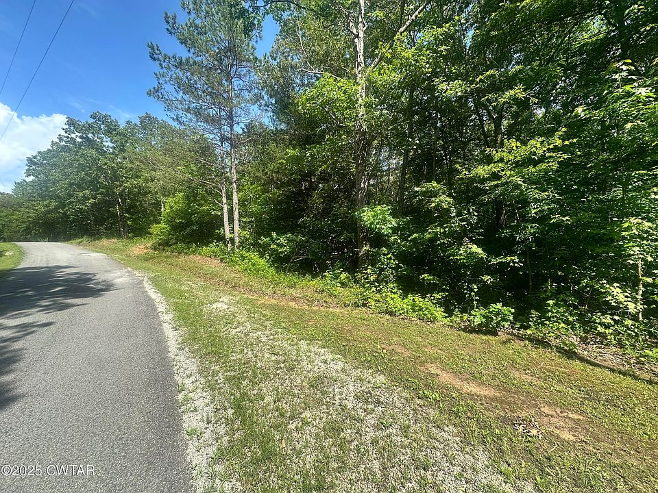 2nd image of 454 Logger Ln