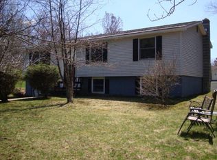 30 3rd St, Tupper Lake, NY 12986