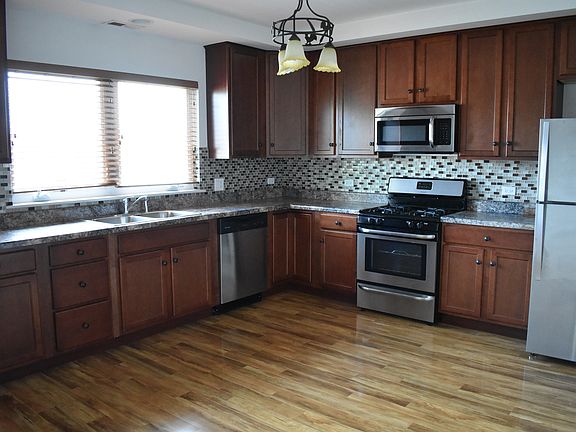 2nd image of 397 Alles Ave #1