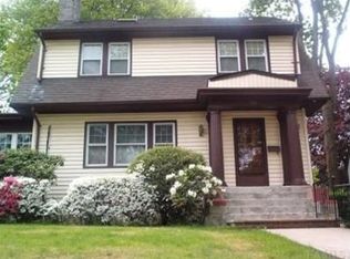 150 Mount Joy Pl, New Rochelle, NY 10801