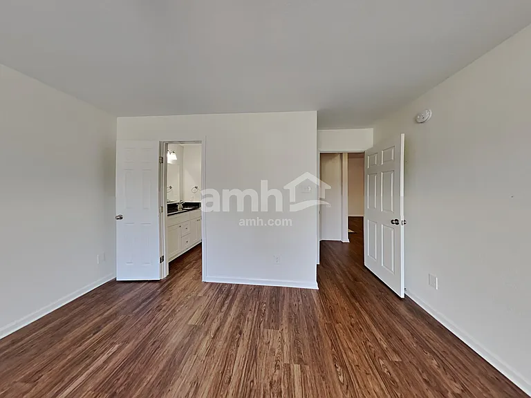 1034 Chase Park Dr — Photo 10